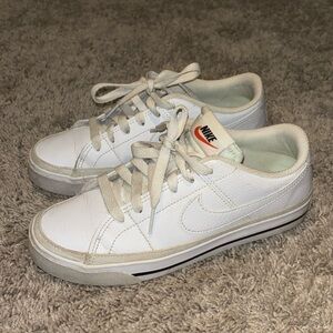 Women’s Nike Court Legacy sneakers